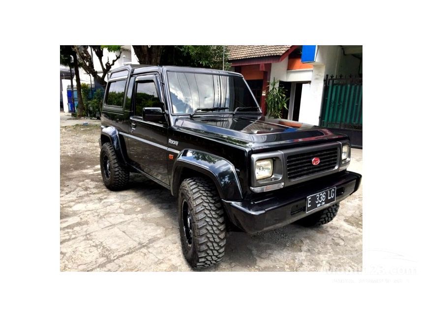 Daihatsu Taft Rocky 1996 2.8 di Jawa Tengah Manual Jeep 
