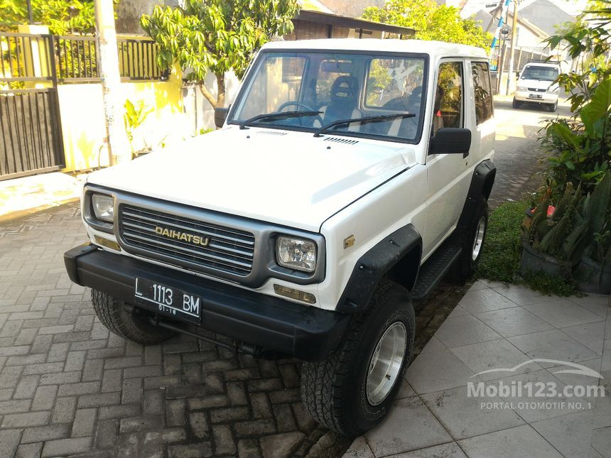 Jual Mobil  Daihatsu Taft 1995 2 8 di Jawa Timur  Manual SUV 