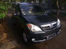 2011 Daihatsu Xenia 989 Li DELUXE MPV