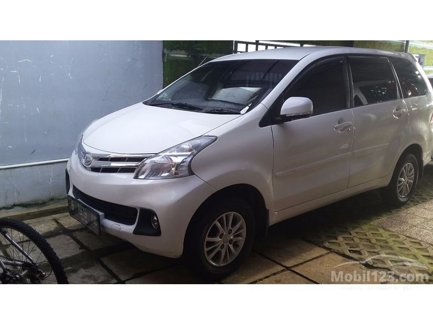 Jual Mobil Daihatsu Xenia 2015 R SPORTY 1.3 di Jawa Tengah 