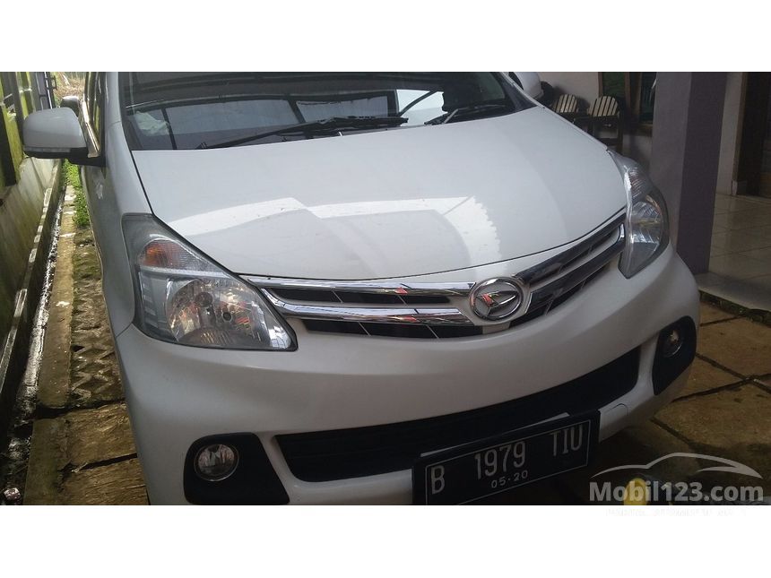 Jual Mobil Daihatsu Xenia 2015 R SPORTY 1.3 di Jawa Tengah 