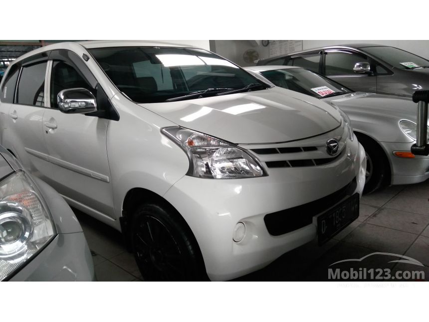 Jual Mobil  Daihatsu  Xenia  2014 X PLUS 1 3 di Jawa  Barat  