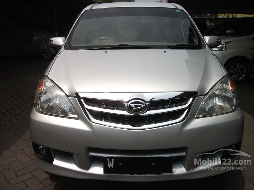 Jual Mobil Daihatsu Xenia 2011 Xi DELUXE 1.3 di Jawa 