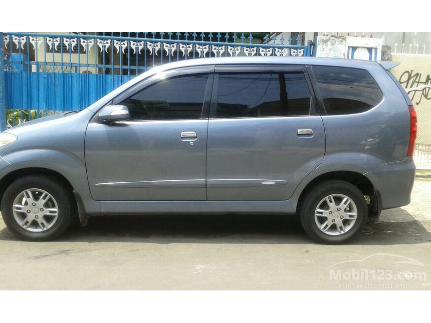 Jual Mobil Daihatsu Xenia 2010 Xi FAMILY 1.3 di DKI 