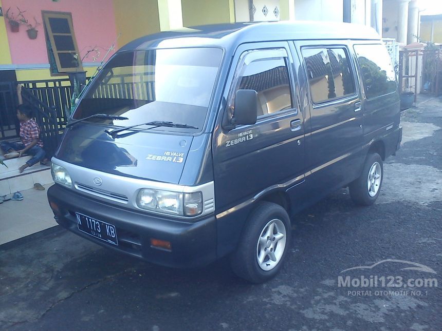 Daihatsu Zebra 1994 1.3 di Jawa Timur Manual MPV Minivans 