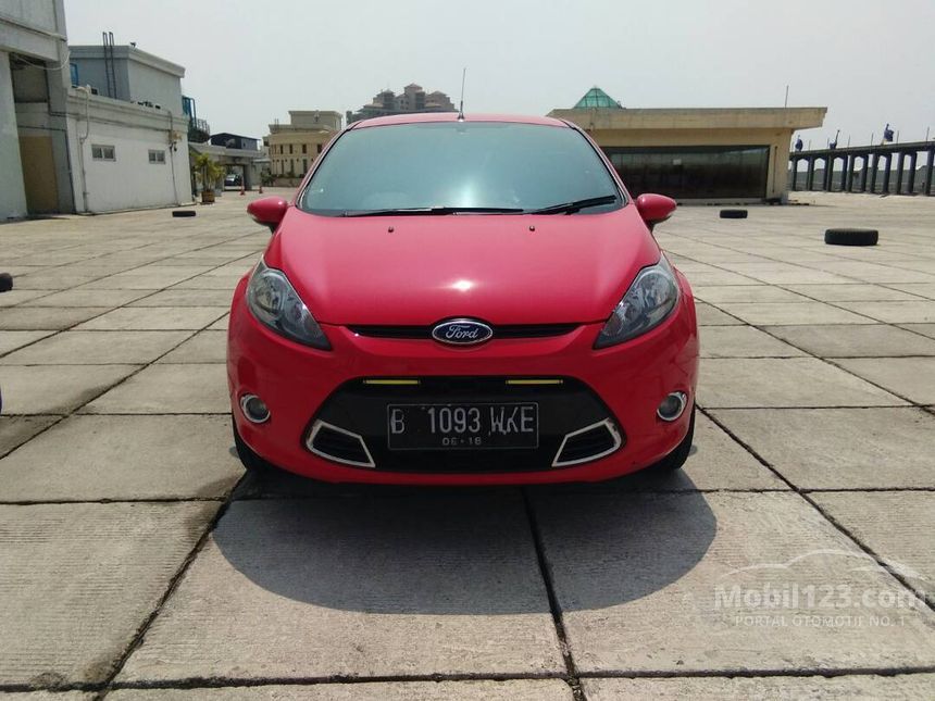 Ford Fiesta 2013 Sport 1.6 di DKI Jakarta Automatic Sedan 