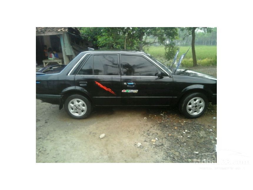 Ford Laser 1994 1.3 di Banten Manual Sedan Hitam Rp 17.500 