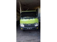 2015 Hino Dutro 300 110SD Series Trucks