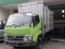 2010 Hino Dutro 4.0 4.0 Trucks