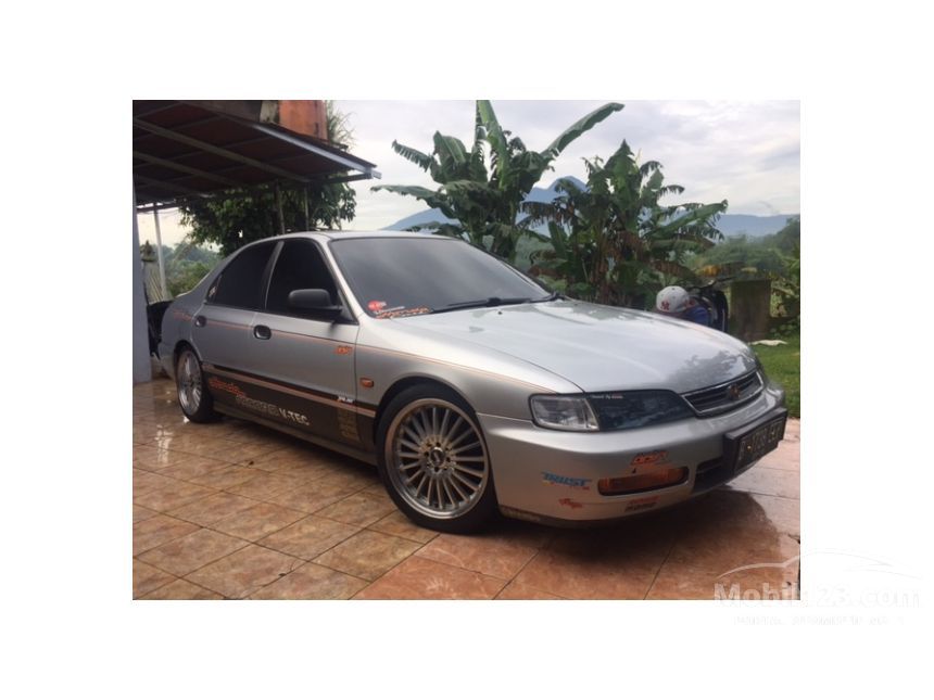 Jual Mobil  Honda Accord  1996 2 2 di Jawa Barat Automatic 