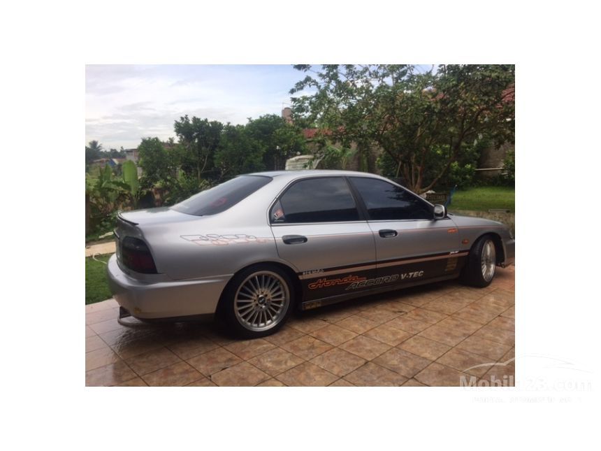 Jual Mobil  Honda Accord  1996 2 2 di Jawa Barat Automatic 