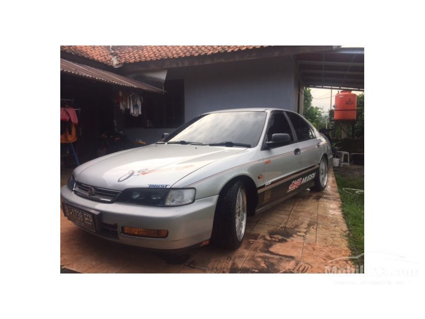 Jual Mobil  Honda Accord  1996 2 2 di Jawa Barat Automatic 