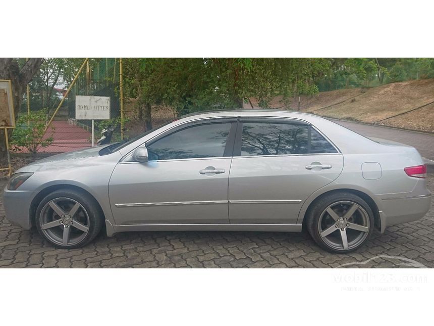 Jual Mobil  Honda  Accord  2003 V6 3 0 di Kepulauan Riau 