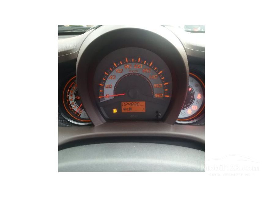 Jual Mobil Honda Brio 2014 E 1 2 di Jawa Barat Automatic Jual Mobil Honda Brio 2014 E 1 2 di Jawa Barat Automatic