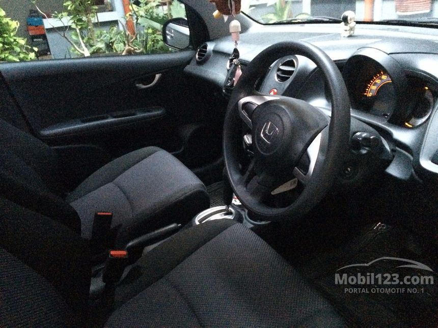 Jual Mobil Honda Brio 2014 E 1.2 di Jawa Barat Automatic 