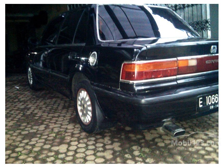  Honda  Civic  1990  1 5 di Jawa Barat Manual Sedan  Hitam Rp 