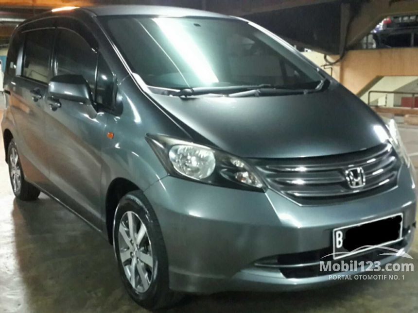 Jual Mobil  Honda  Freed  2009 1 5 1 5 di DKI Jakarta 