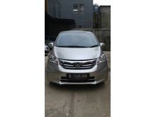 2013 Honda Freed 1.5 E/PSD Silver