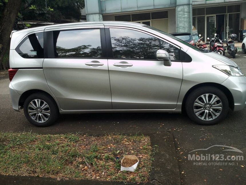 Honda Freed 2014 E 1.5 di DKI Jakarta Automatic MPV Silver Rp 215.000 
