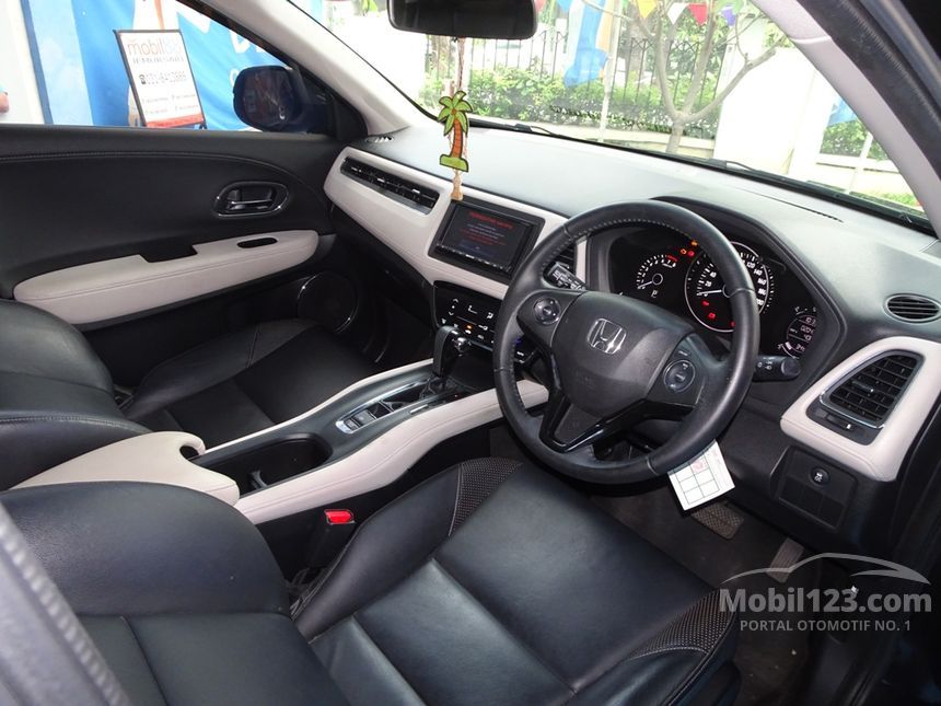 Jual Mobil Honda HR-V 2015 Prestige 1.8 di Jawa Timur 