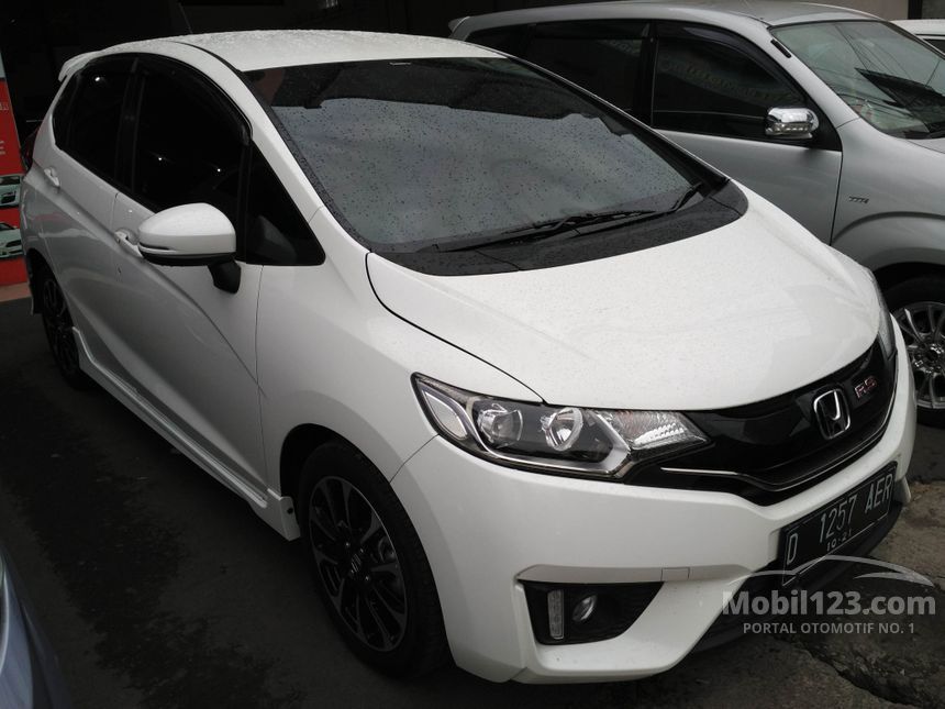 Jual Mobil Honda Jazz 2016 RS 1.5 di Jawa Barat Automatic 