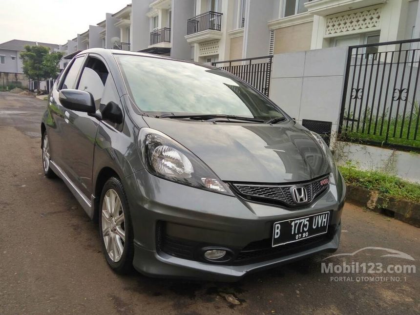 Jual Mobil  Honda  Jazz  2013 RS 1 5 di Banten Automatic 