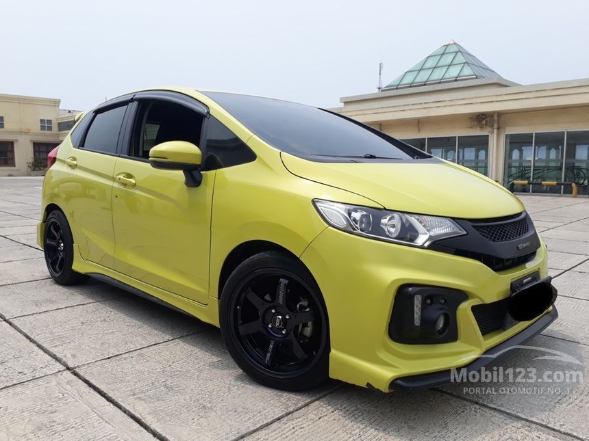 Jual Mobil Honda Jazz 2015 RS 1.5 di DKI Jakarta Automatic 