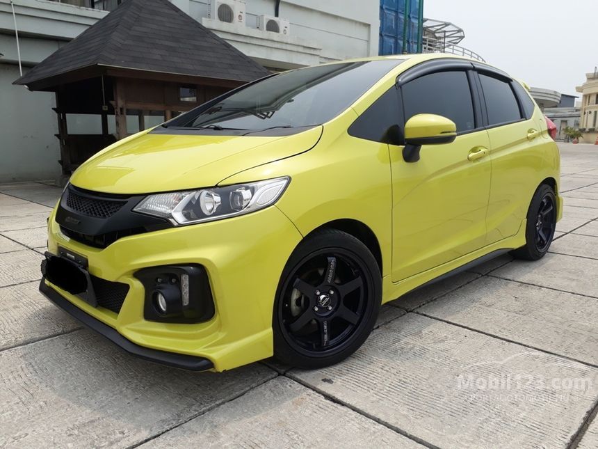 Jual Mobil Honda Jazz 2015 RS 1.5 di DKI Jakarta Automatic 