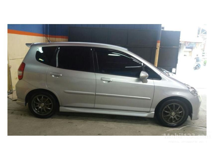 Jual Mobil Honda Jazz 2006 VTEC 1.5 di DKI Jakarta Jual Mobil Honda Jazz 2006 VTEC 1.5 di DKI Jakarta