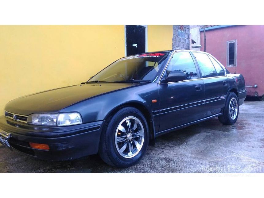 Jual Mobil  Honda Maestro  1993 2 0 di Jawa  Barat  Manual 