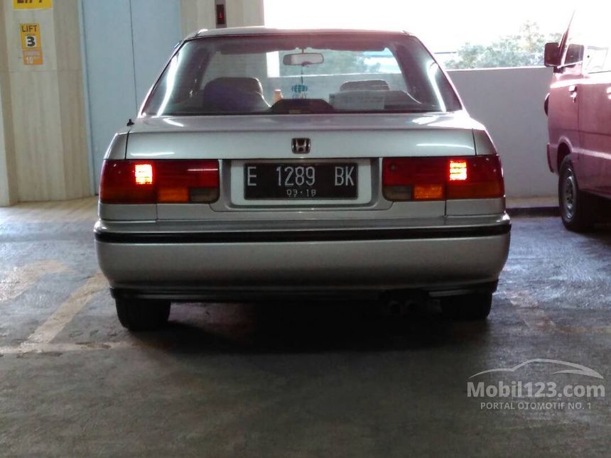 Jual Mobil  Honda Maestro  1993 2 0 di Jawa  Barat  Manual 