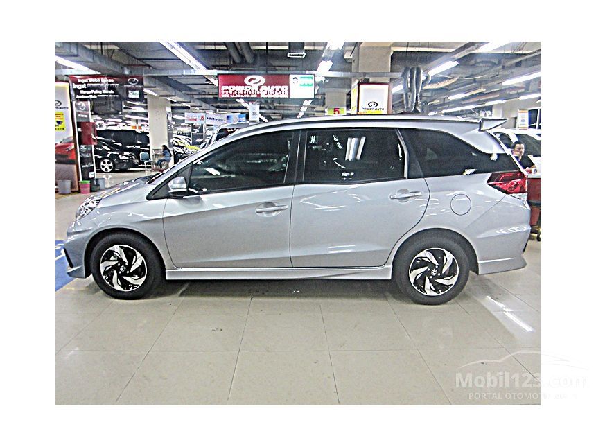 Jual Mobil Honda Mobilio  2019 RS  1 5 di DKI Jakarta 