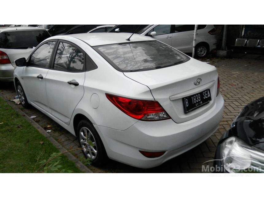 Jual Mobil  Hyundai  Excel  2013 1 4 Manual 1 4 di Banten 