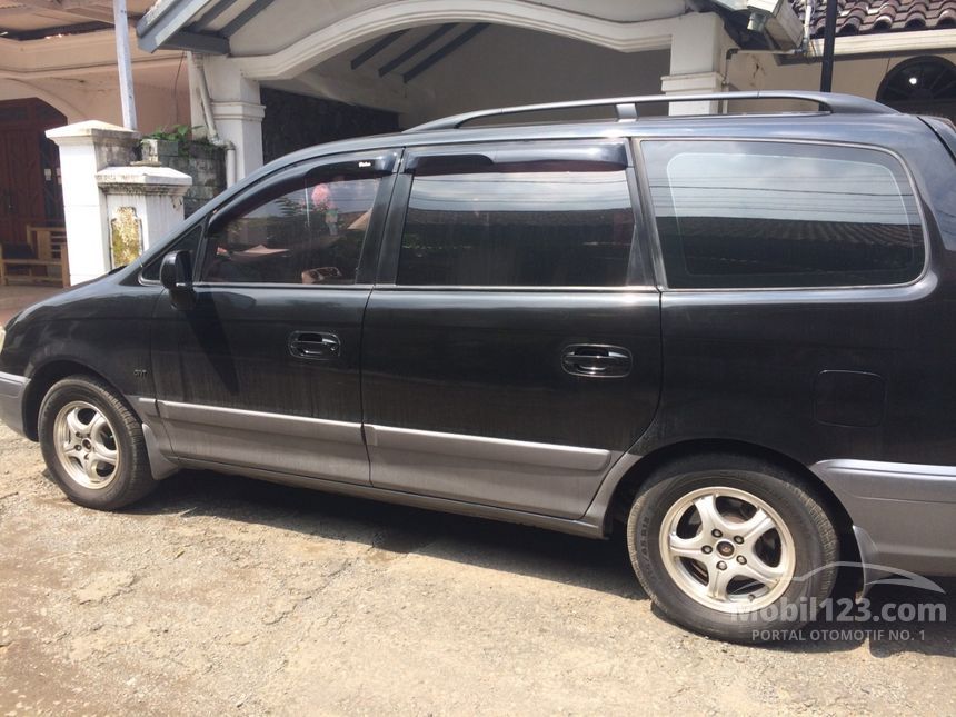  Hyundai  Trajet 2005  GL8 2 0 di Jawa Barat Manual MPV Hitam 