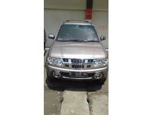 2014 Isuzu Grand Touring 2.5 MPV Minivans