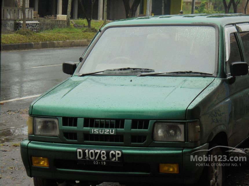 Jual Mobil Isuzu Panther 1994 2.3 Manual 2.3 di Jawa Barat 