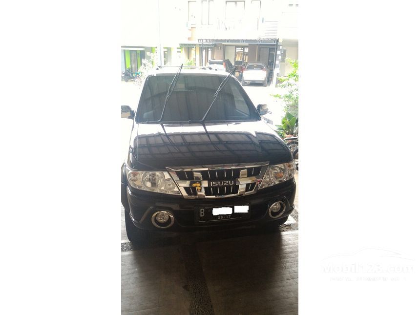 Isuzu Panther  2012 GRAND  TOURING  2 5 di DKI Jakarta Manual 