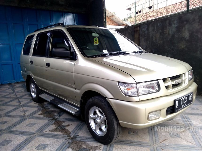 Jual Mobil  Isuzu  Panther  2001 LS Hi  Grade  2 5 di Jawa 