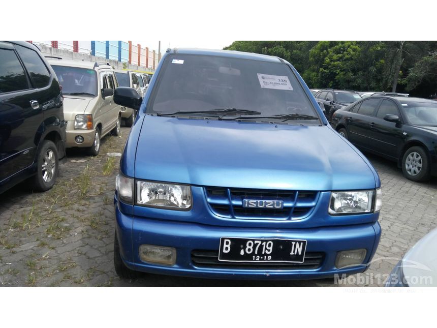 Spesifikasi Isuzu Panther Hi Grade  isuzu panther 2000 ls 