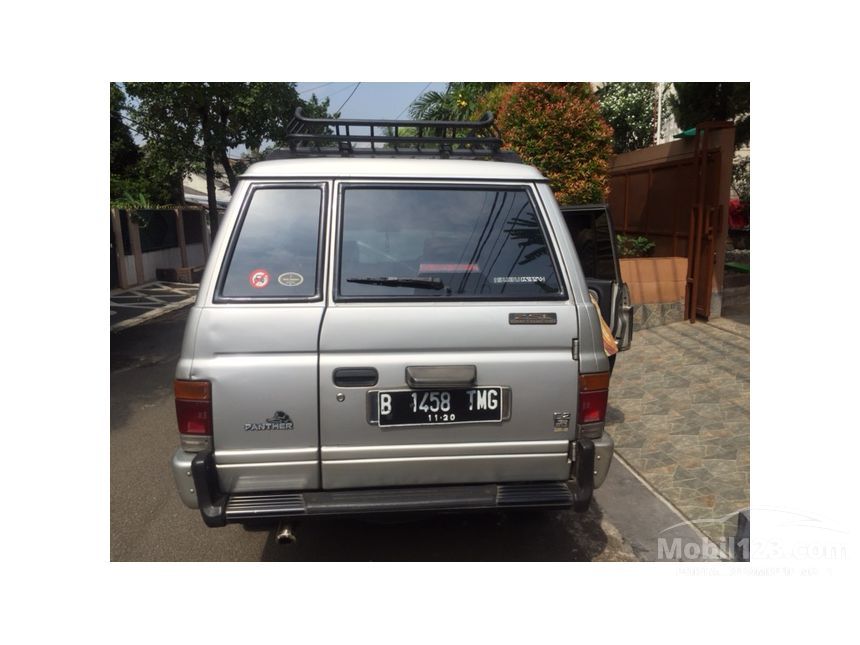 Jual Mobil Isuzu Panther 2000 LS Hi Grade 2.5 di DKI 