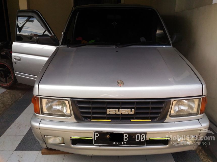 Jual Mobil  Isuzu Panther  2000 LS Hi  Grade  2 5 di Jawa 