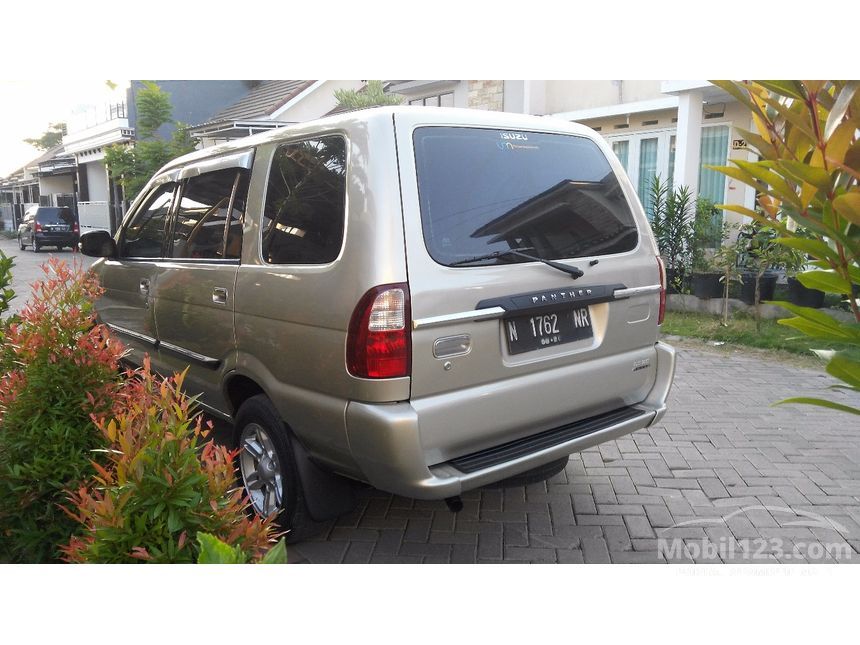 Jual Mobil Isuzu Panther 2005 LS 2.5 di Jawa Timur Manual 