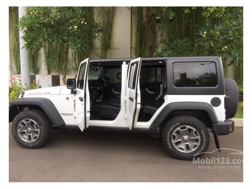 Jual Mobil Jeep Wrangler 2013 Rubicon 3.6 di DKI Jakarta 