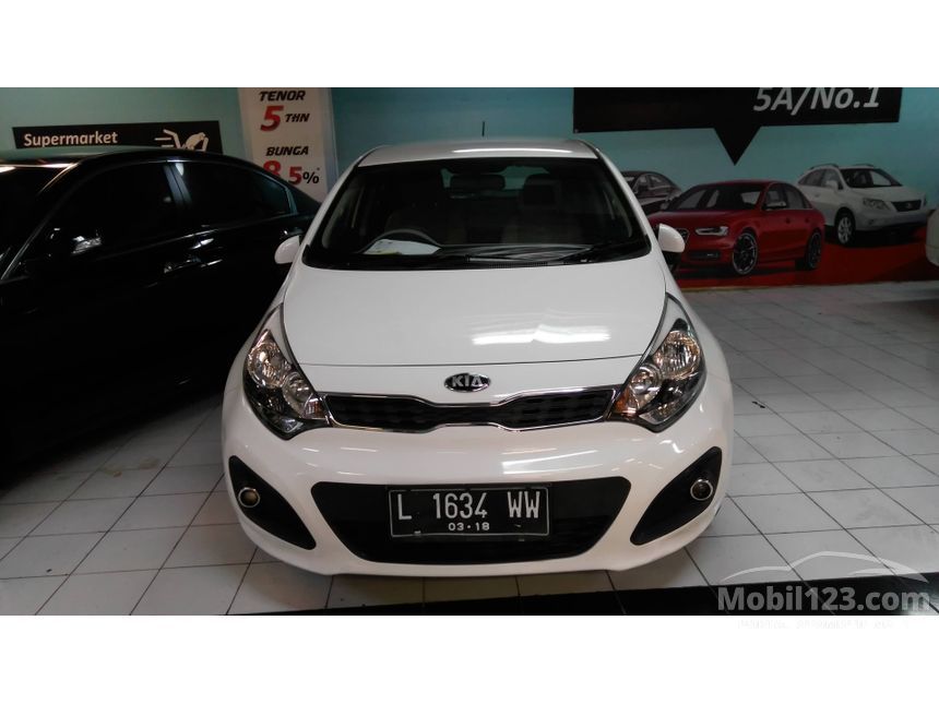 Jual Mobil KIA Rio 2013 1.4 di Jawa Timur Manual Hatchback 