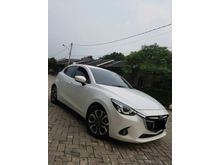 2016 Mazda 2 1.5 R Hatchback bonus asuransi all risk 2018
