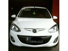 2012 Mazda 2 1.5 R Sedan / over kredit