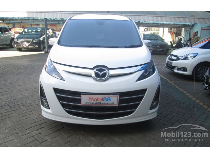 Jual Mobil Mazda Biante 2013 2.0 SKYACTIV A/T 2.0 di 