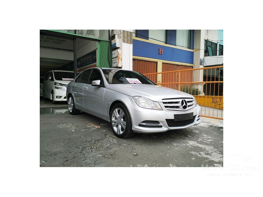 Jual Mobil Mercedes-Benz C200 2013 CGI Avantgarde 1.8 di 