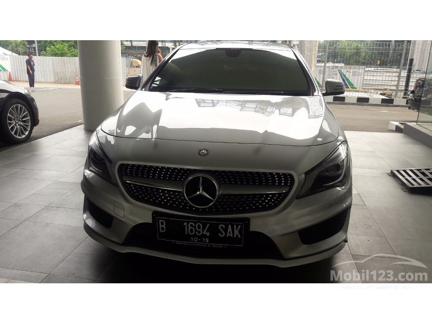 Jual Mobil  Mercedes Benz CLA200 2014 Sport  1 6 di DKI 