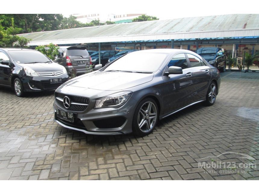 Jual Mobil Mercedes-Benz CLA200 2014 Urban 1.6 di DKI Jual Mobil Mercedes-Benz CLA200 2014 Urban 1.6 di DKI
